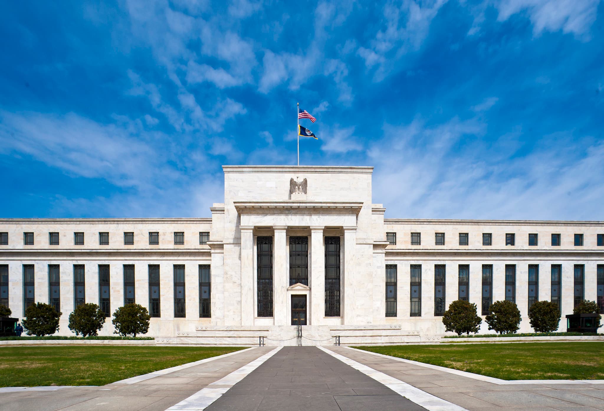 S&P 500's all-time high, investigators visit the Fed, Allbirds' rebrand and more in Morning Squawk