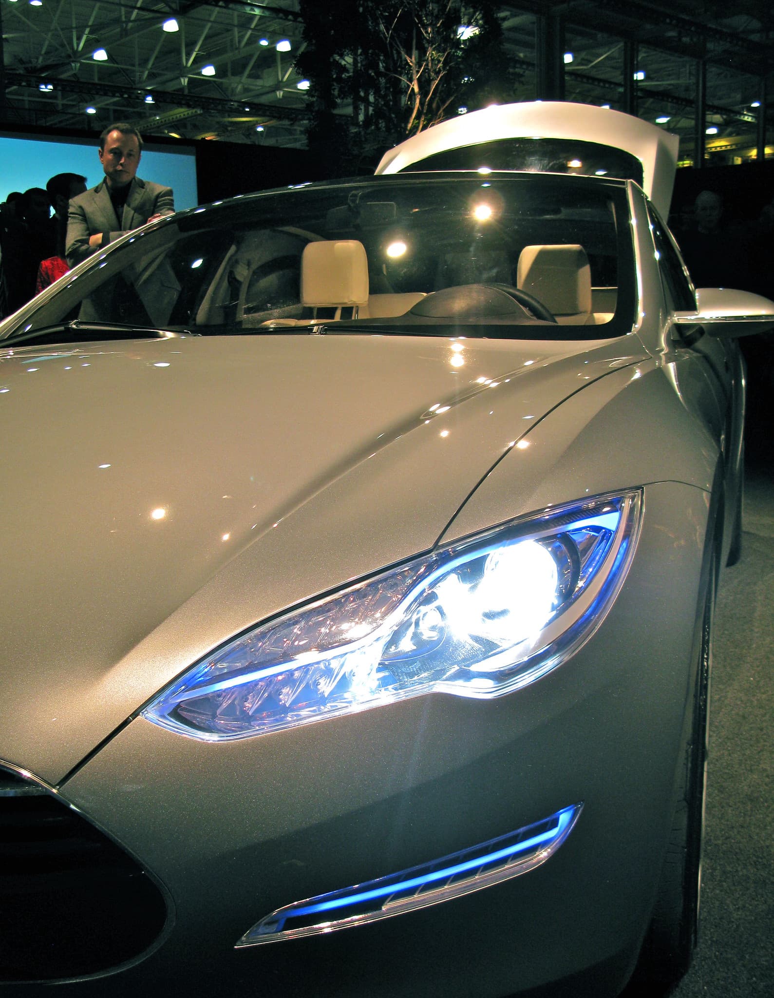 Tesla Made $573 Million Selling To Musk’s Other Companies Last Year