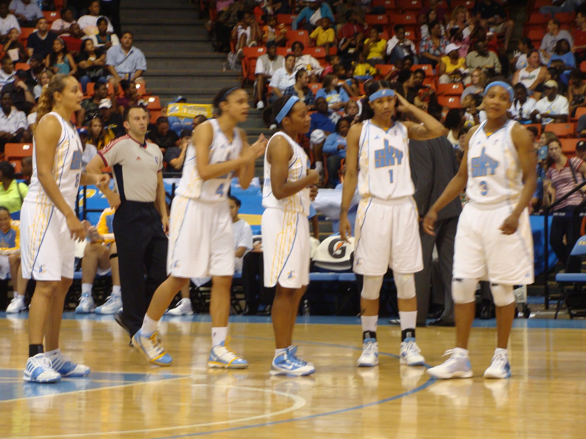 Stewart Powers Liberty to 16-12 Record in WNBA Playoff Push