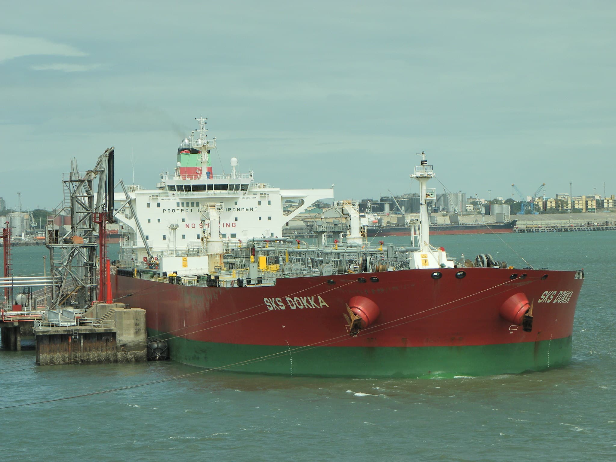 China's Oil Demand Cuts Stabilized Global Market During Iran War