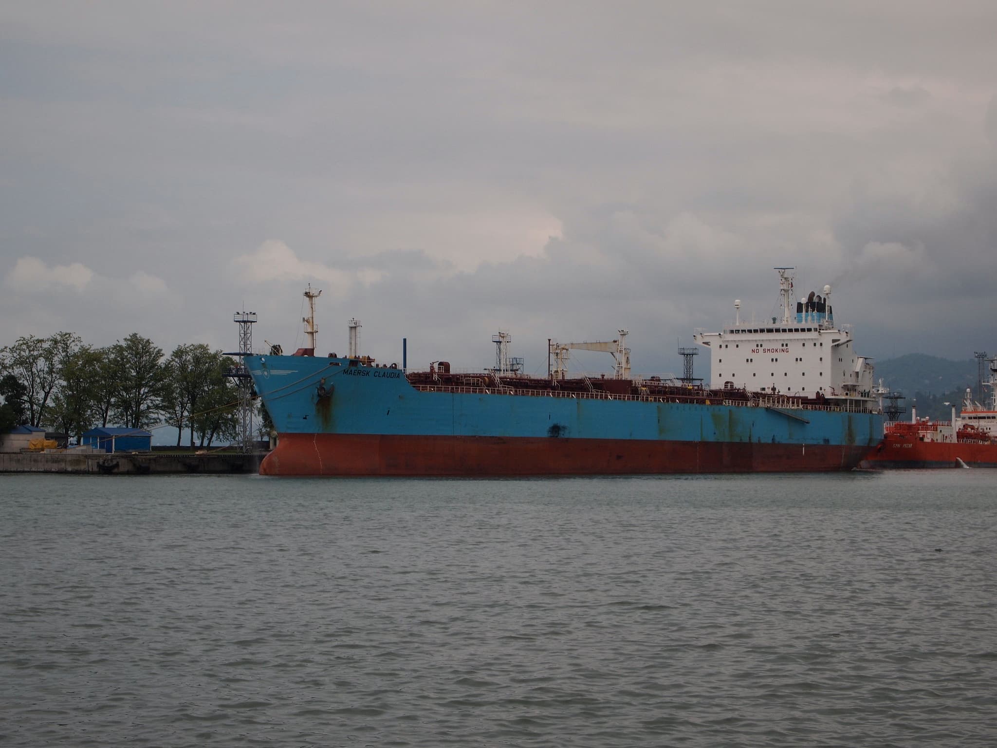 Russia Strikes Black Sea Vessels in Escalation of Maritime Interdiction