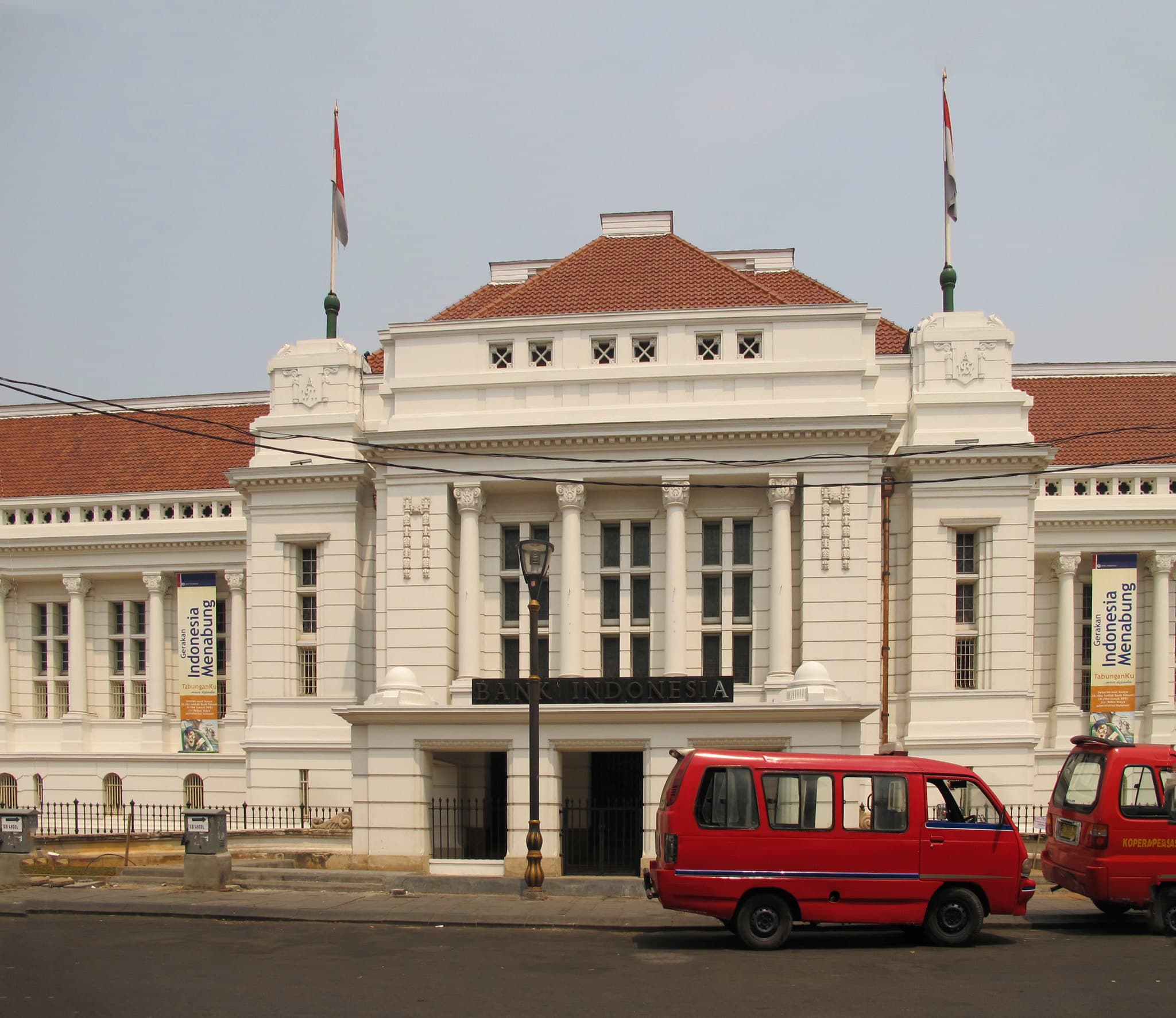 Bank Indonesia Governor Resigns; Rupiah Falls 0.8%, 10-Year Yield Hits 6.95%