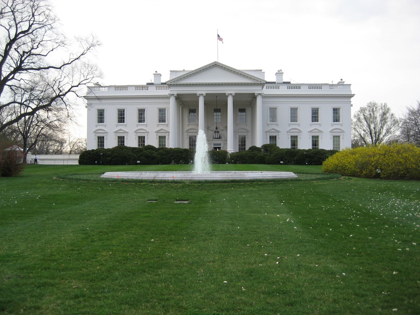 White House officially proposes $1.5 trillion defense budget