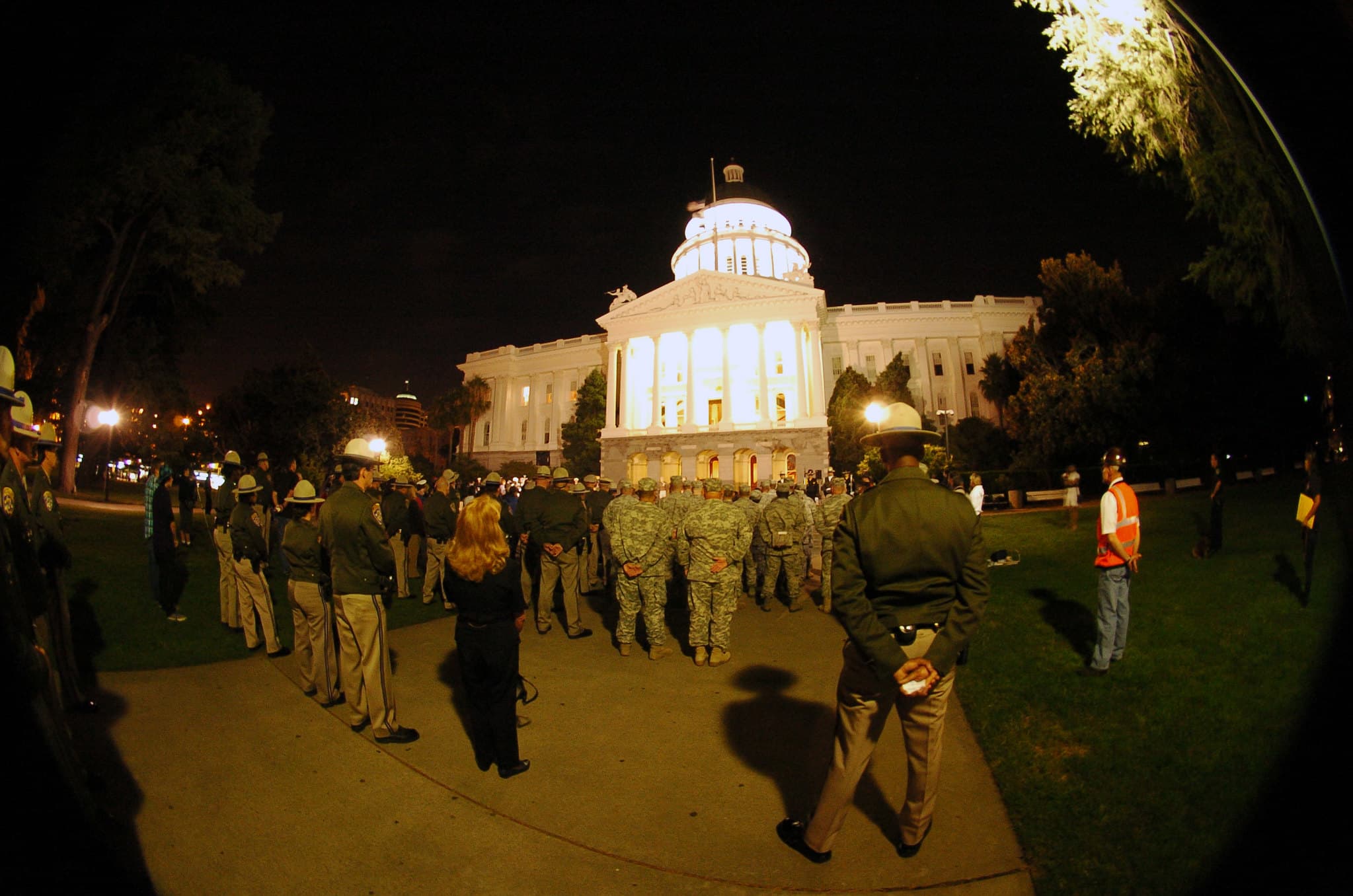 California Law Targeting Immigration Groups Faces First Amendment Challenge