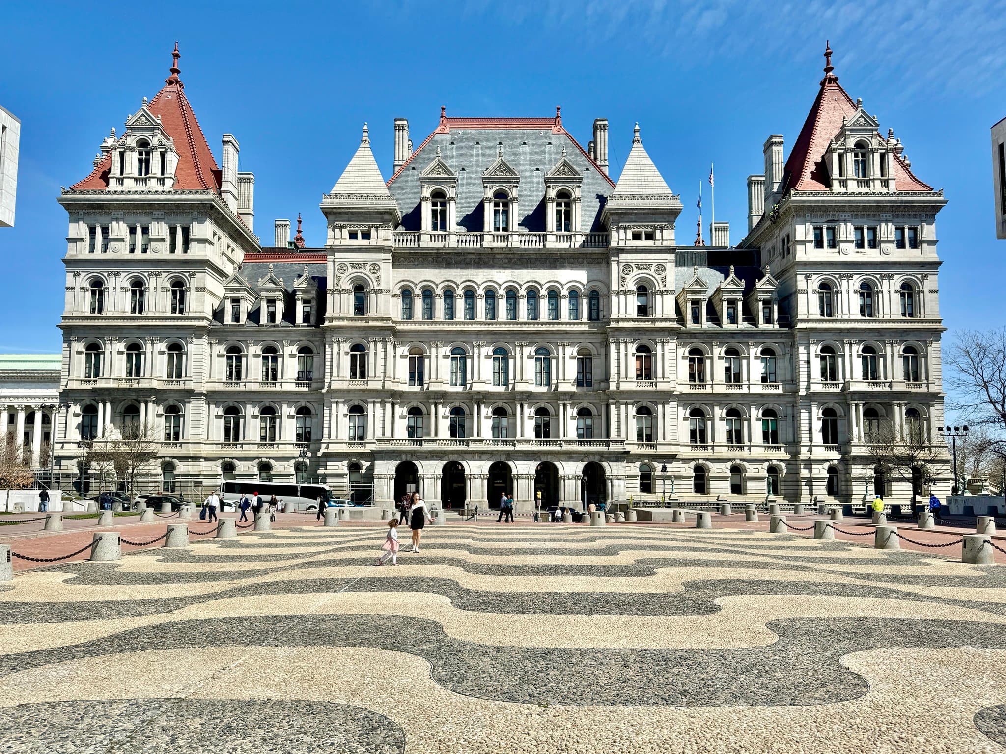 NY, Wyoming Regulators Fast-Track Crypto Licenses With Joint Framework