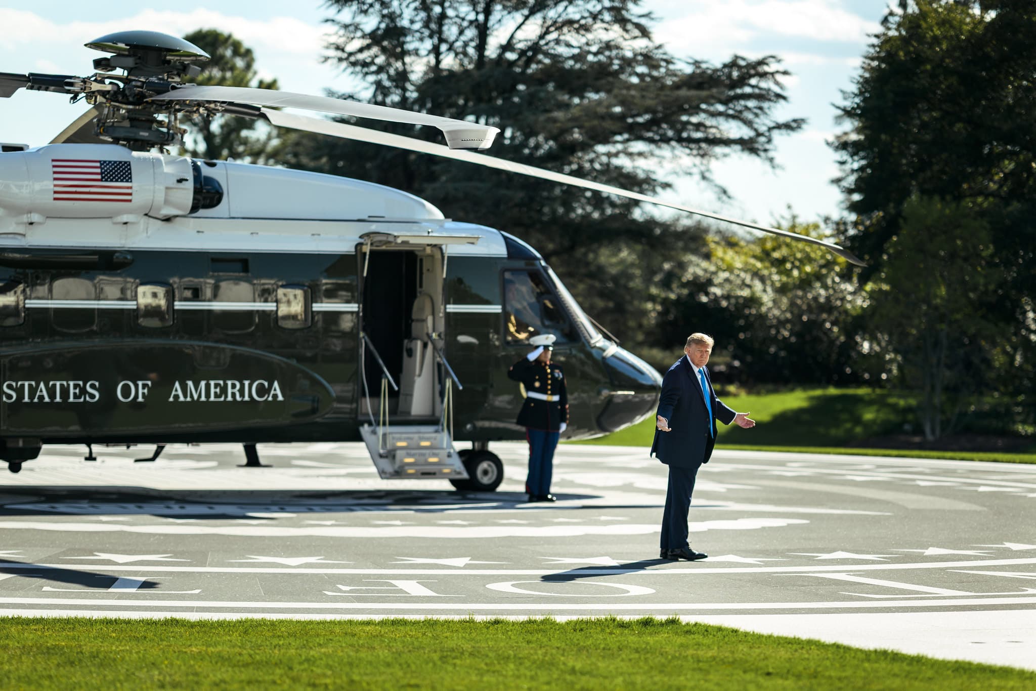 GOP House Outlook Darkens as Trump Approval Sags Before Midterms
