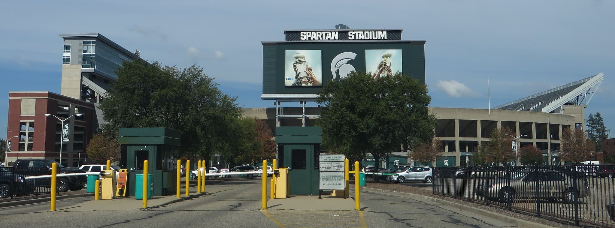 Big Ten's Billions: Media Giants Pay Premium for Live Sports Dominance