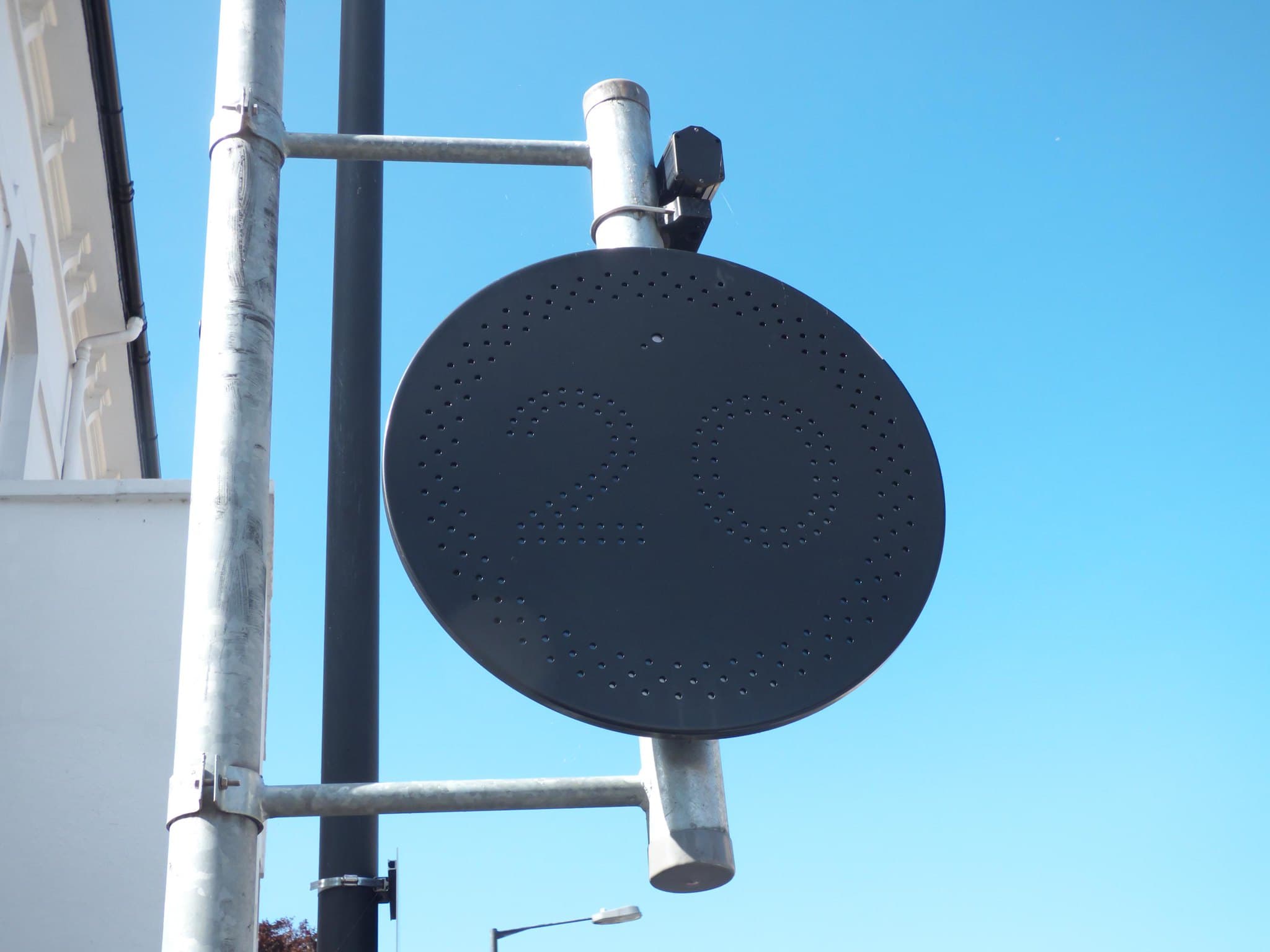 Two Cities Test Traffic Shows That Reward Speed-Limit Drivers