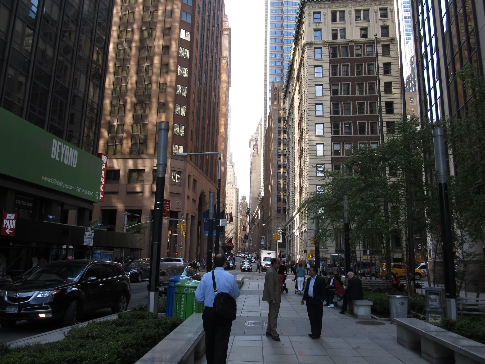 S&p 500 Down 0.39%, Nasdaq Down 0.33%, Dow Down 0.85%