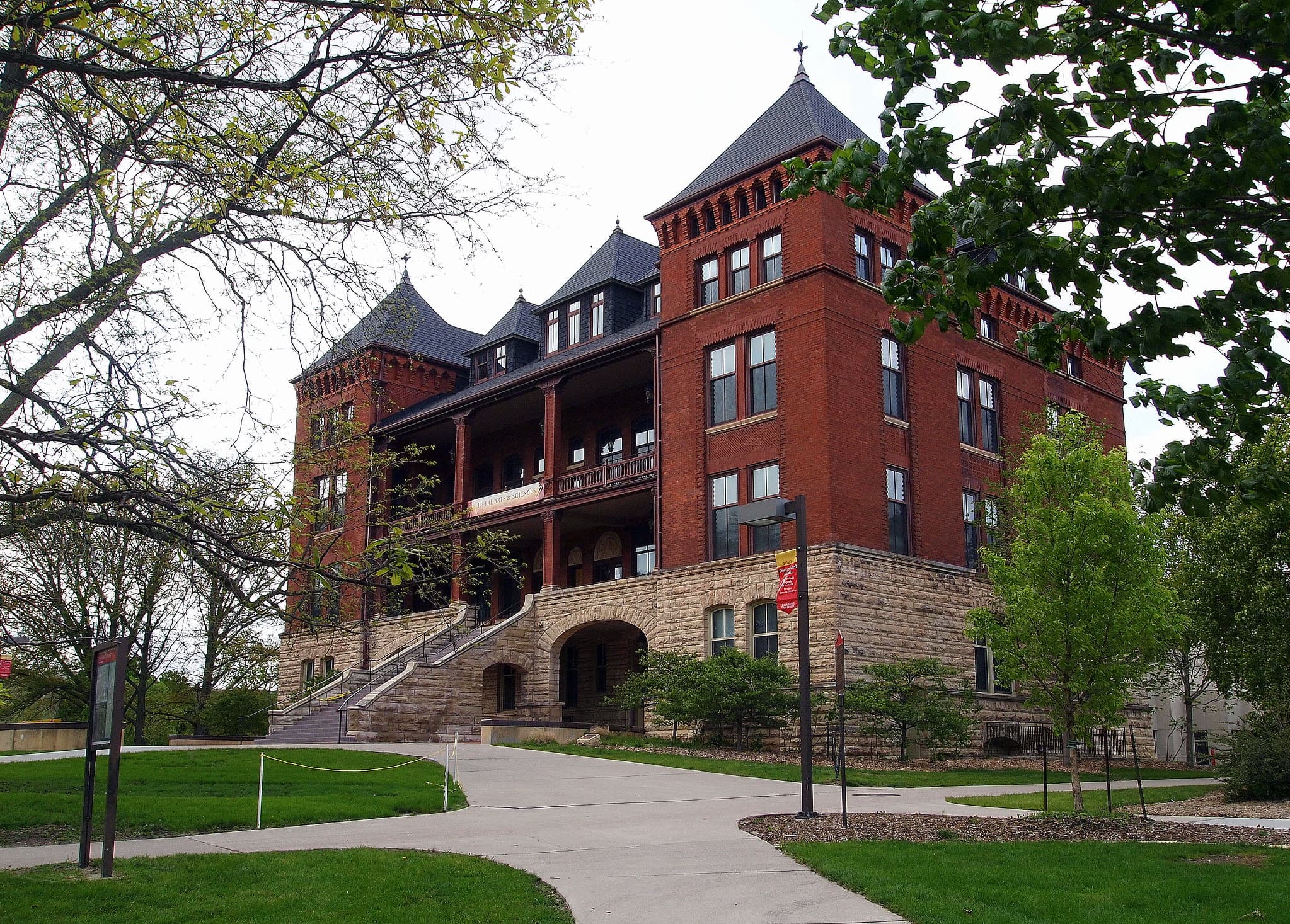 Iowa Civics Center Fractured as Faculty Resign Over Independence