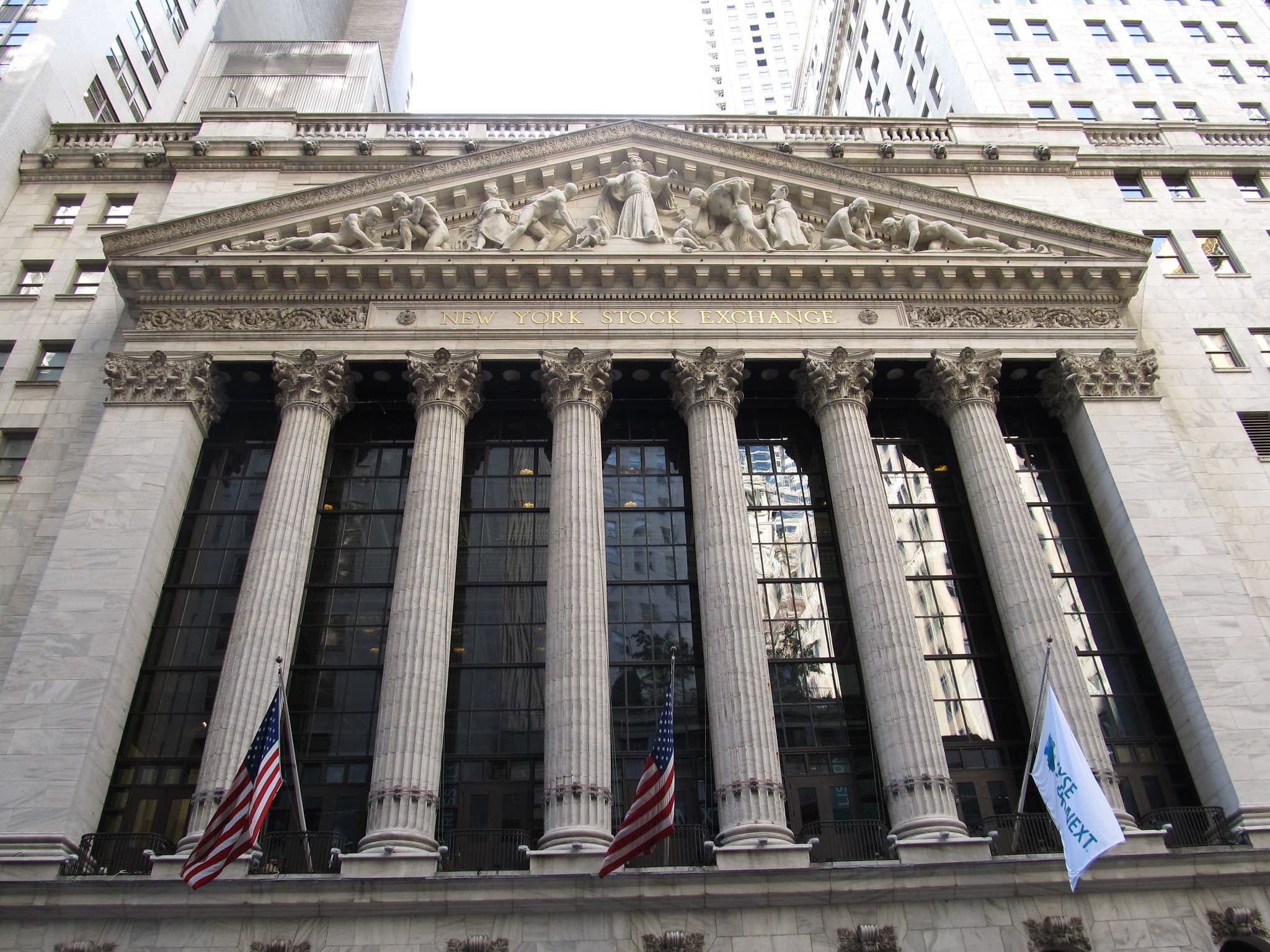 Buffett Indicator Flags Overvaluation: U.S. Stocks Face Return Headwinds