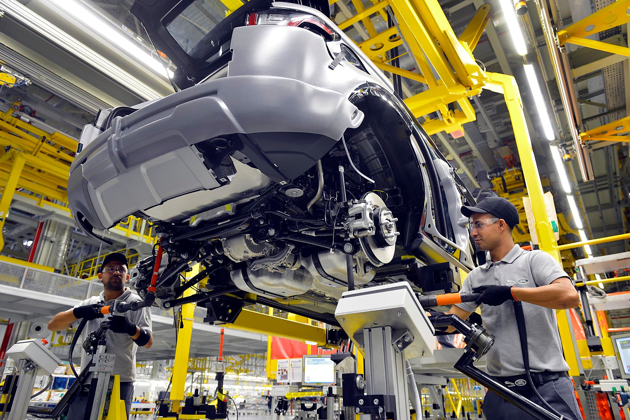 Jaguar Land Rover to Cut 4,000 Jobs; West Midlands Offers Support