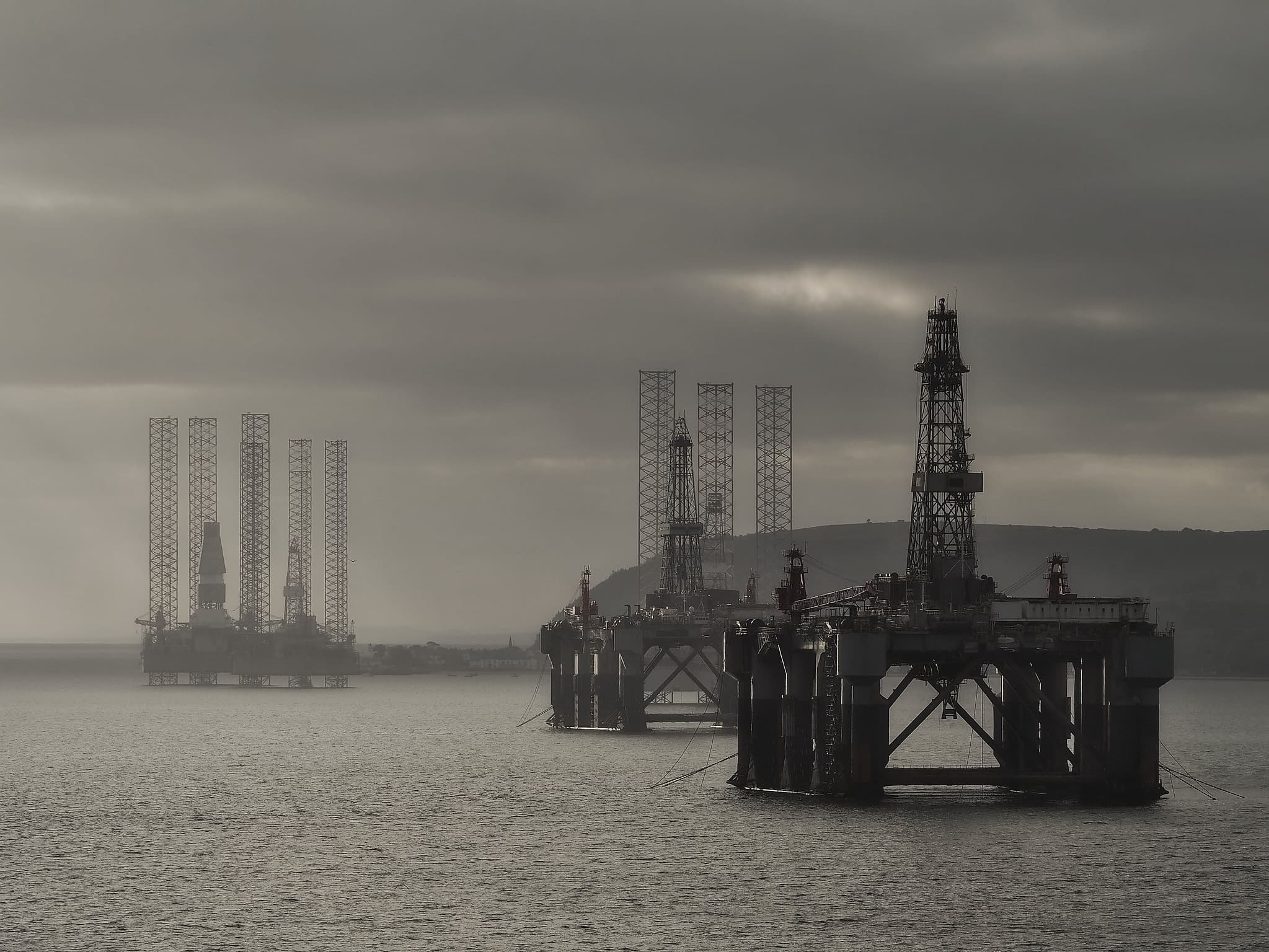 Mike Rogers Calls for Domestic Energy Push to Cut Gas Costs