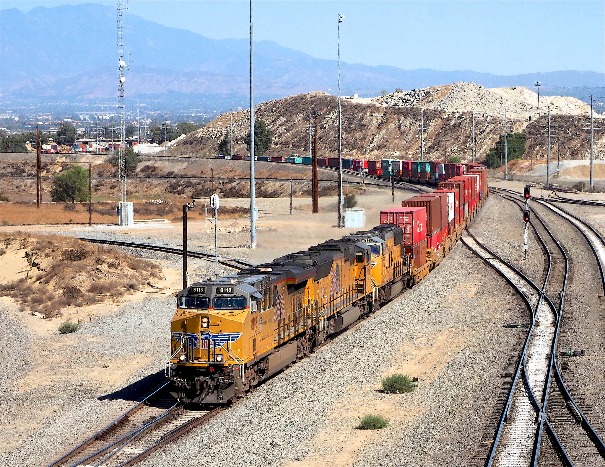 Union Pacific Beats Q3 Targets, Holds 2026 Guidance