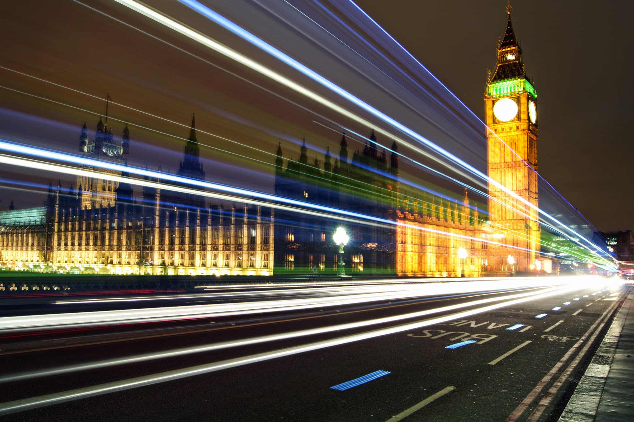 Starmer's 10-Year UK Project Signals Prolonged Gilt Volatility, BoE Policy Constraints