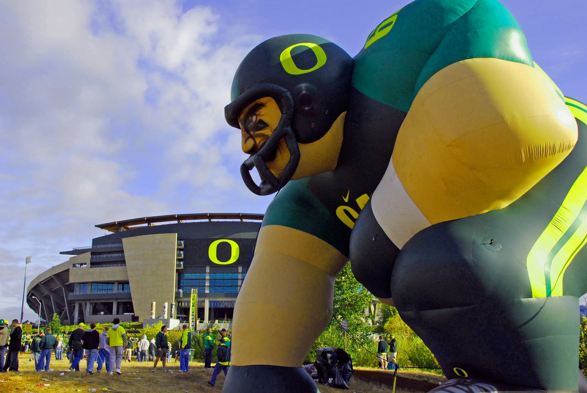 No. 21 Oregon Sets Autzen Stadium Scoring Record in 84-0 Rout