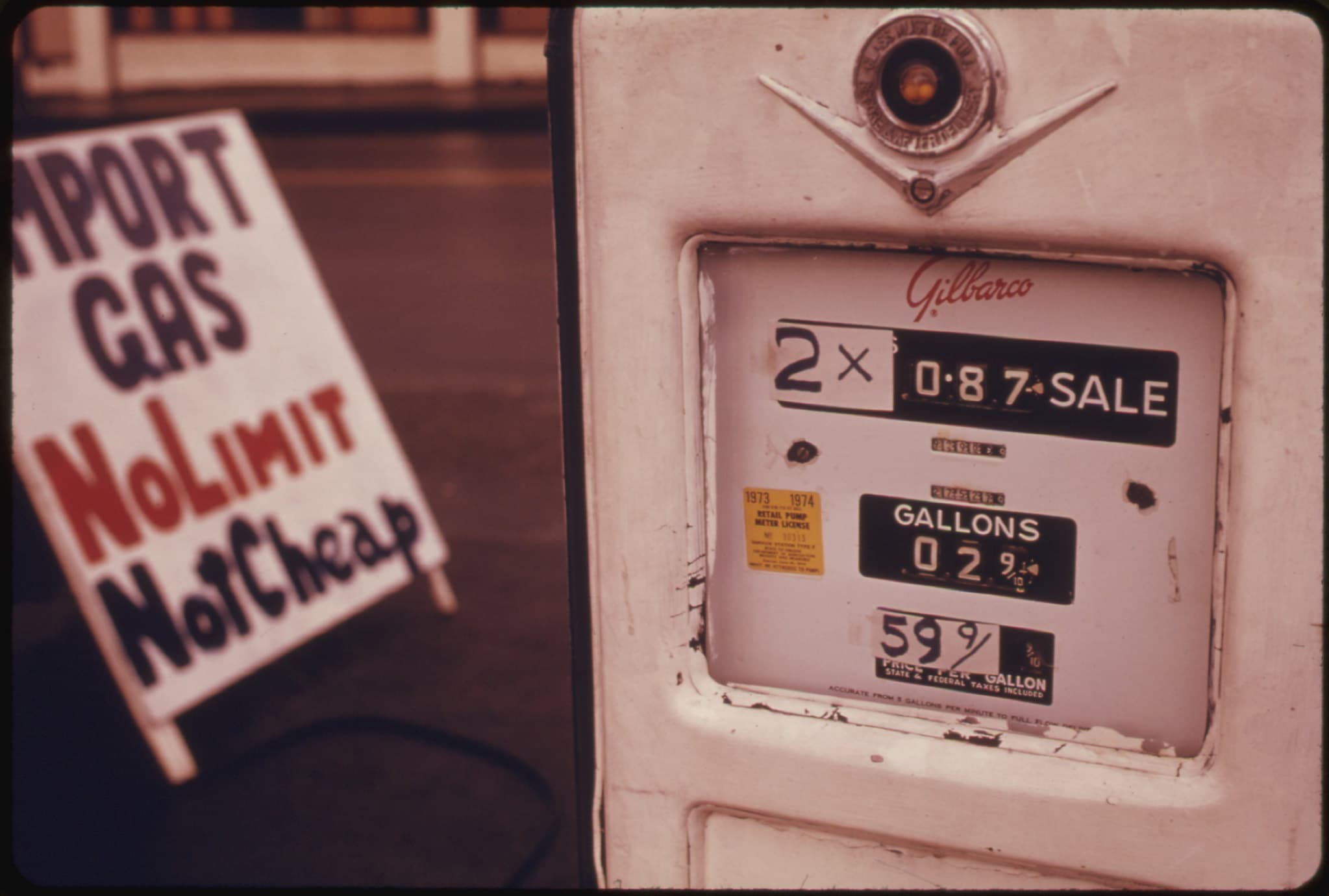 Germany Cuts Fuel Taxes by €0.17 Per Liter Through Year's End