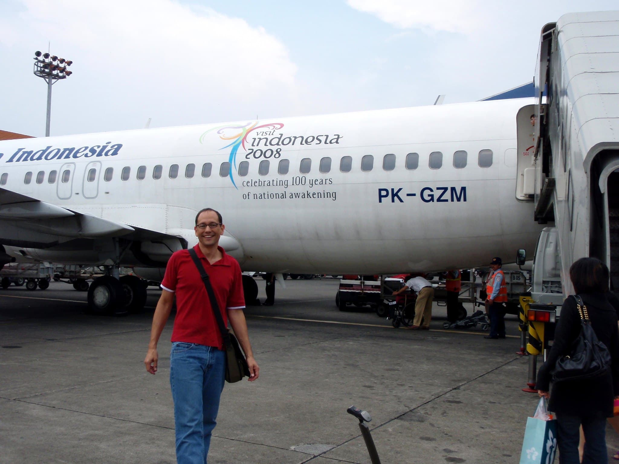 Garuda Indonesia's Equity Collapse Grows Share Sale Push