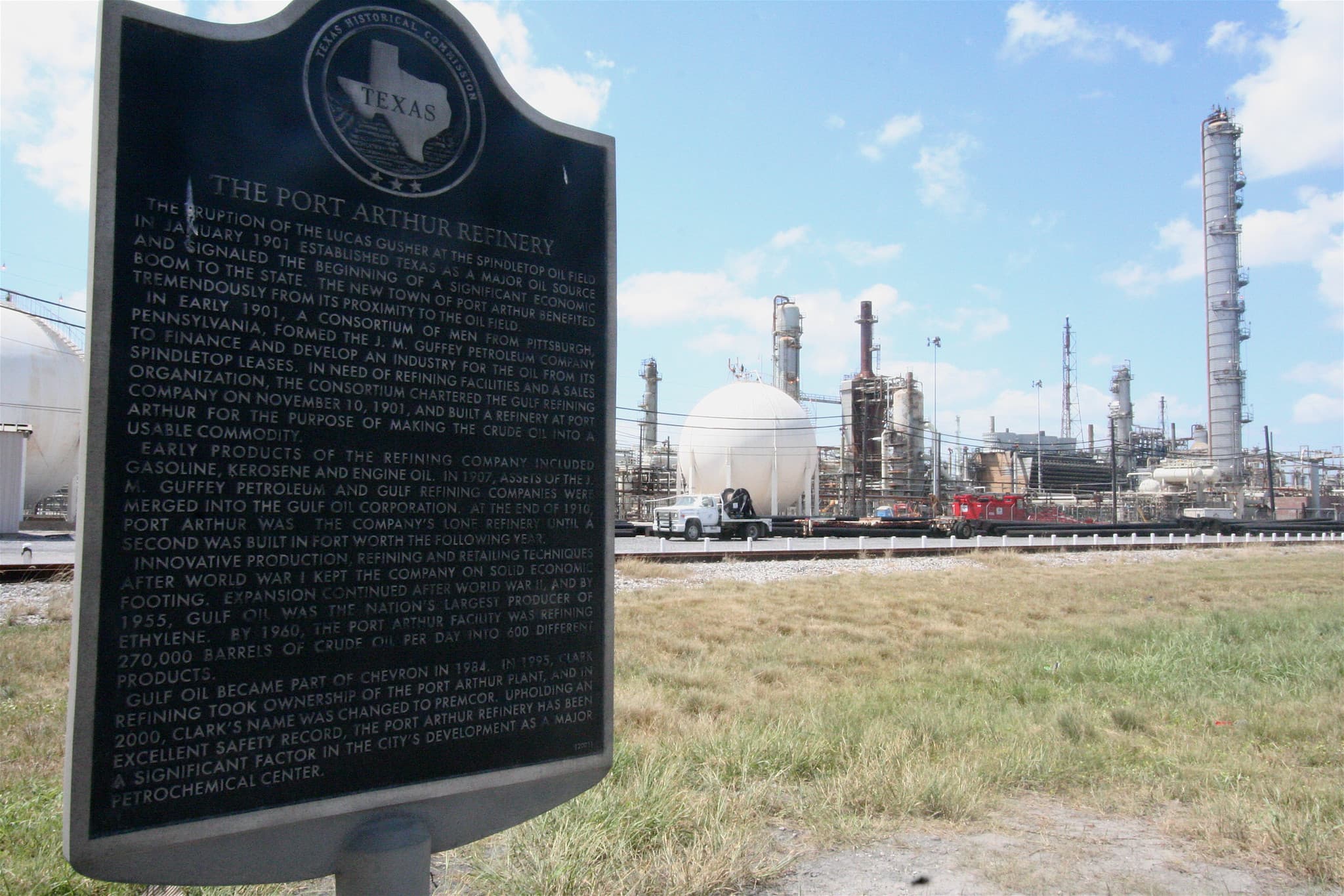 Valero's Port Arthur Refinery: $3.5B Earnings Headwind From Prolonged Outage