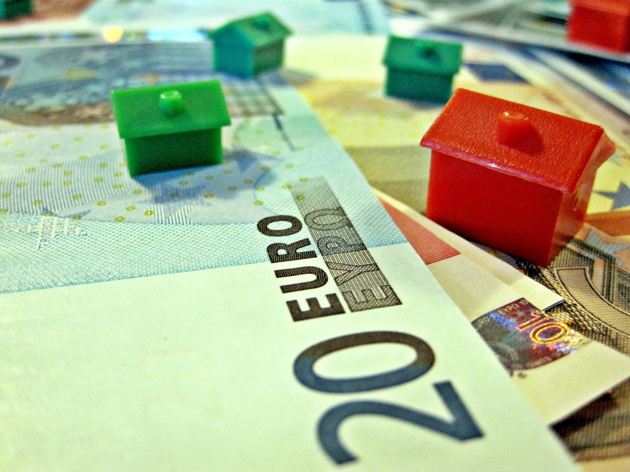 Housing Supply Shortage Sustains Price Growth Despite Demand Weakness