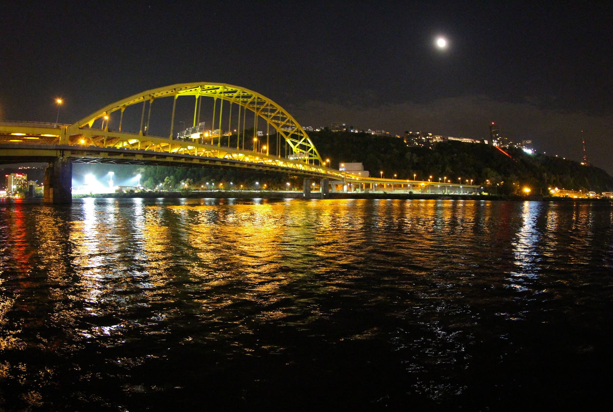 Pitt Coach Narduzzi Warns Receiver Off Polluted River Fishing