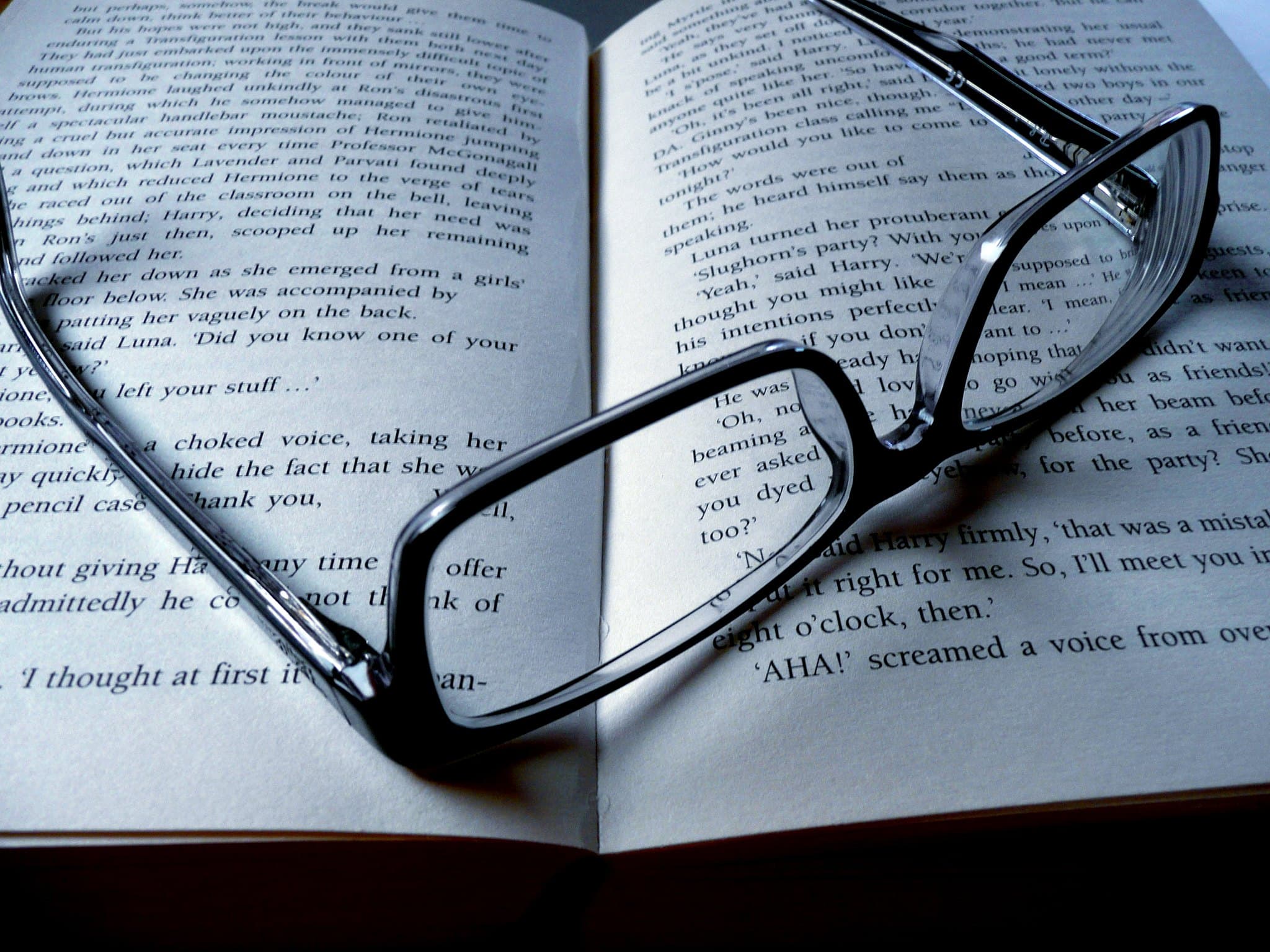 School Book Bans Hit Record 12,000 as Florida, Texas Lead Push