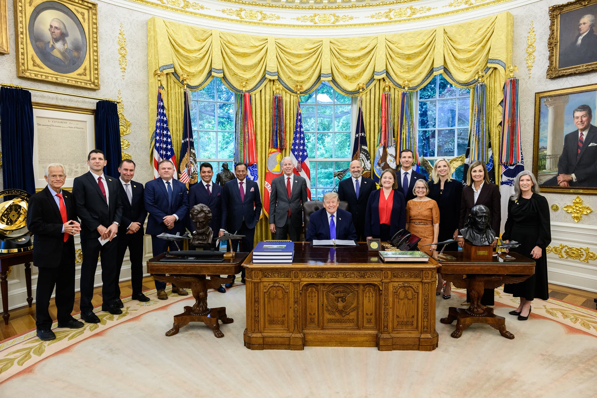Trump, Johnson Meet AI Leaders as Speaker Urges Oversight, Not Hyperregulation