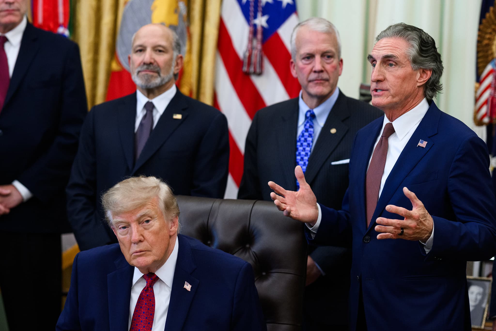 Trump Freezes Out Thune as GOP Eyes November