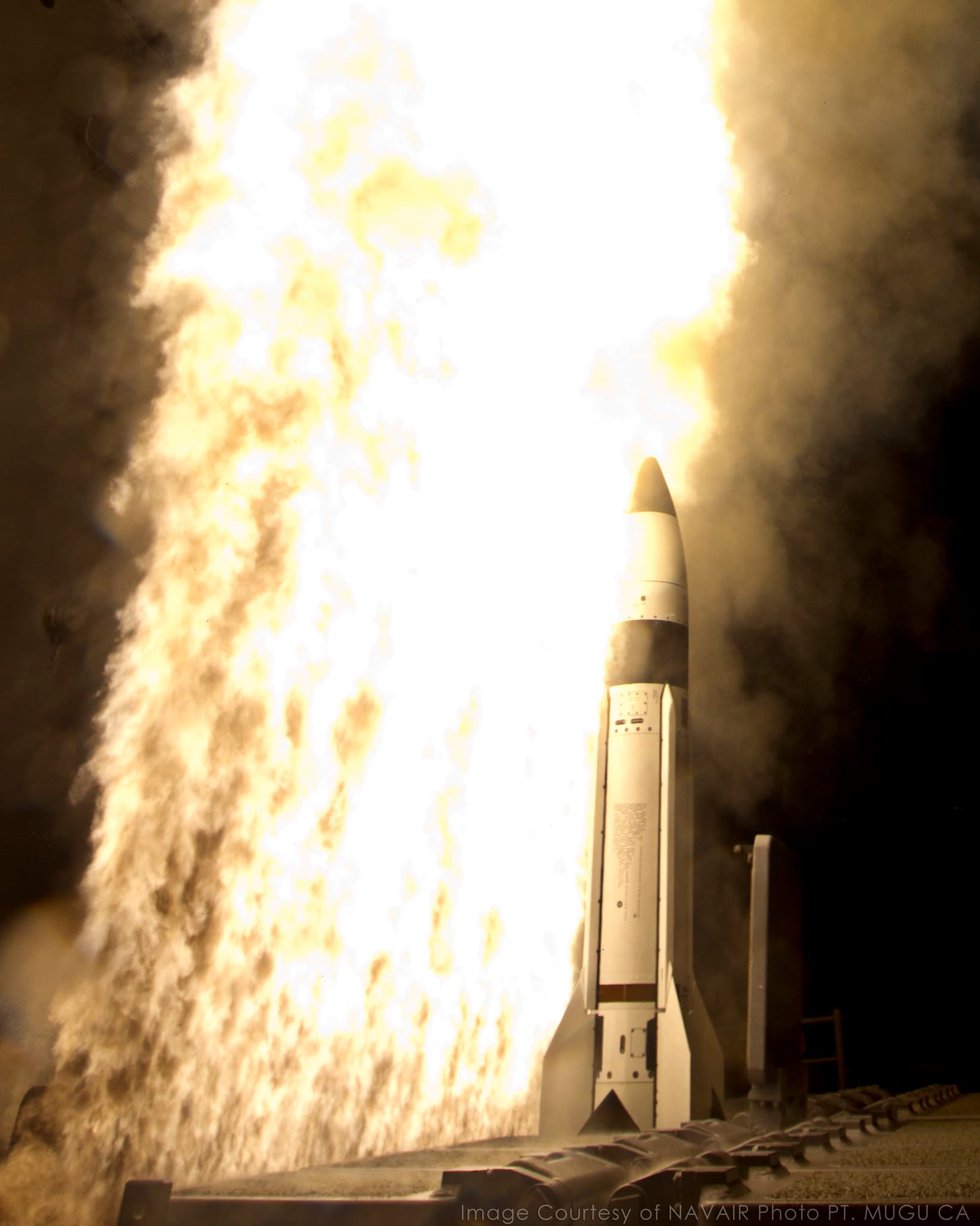 U.S. Let Iranian Missiles Through—and the Arms Market Is Already Moving