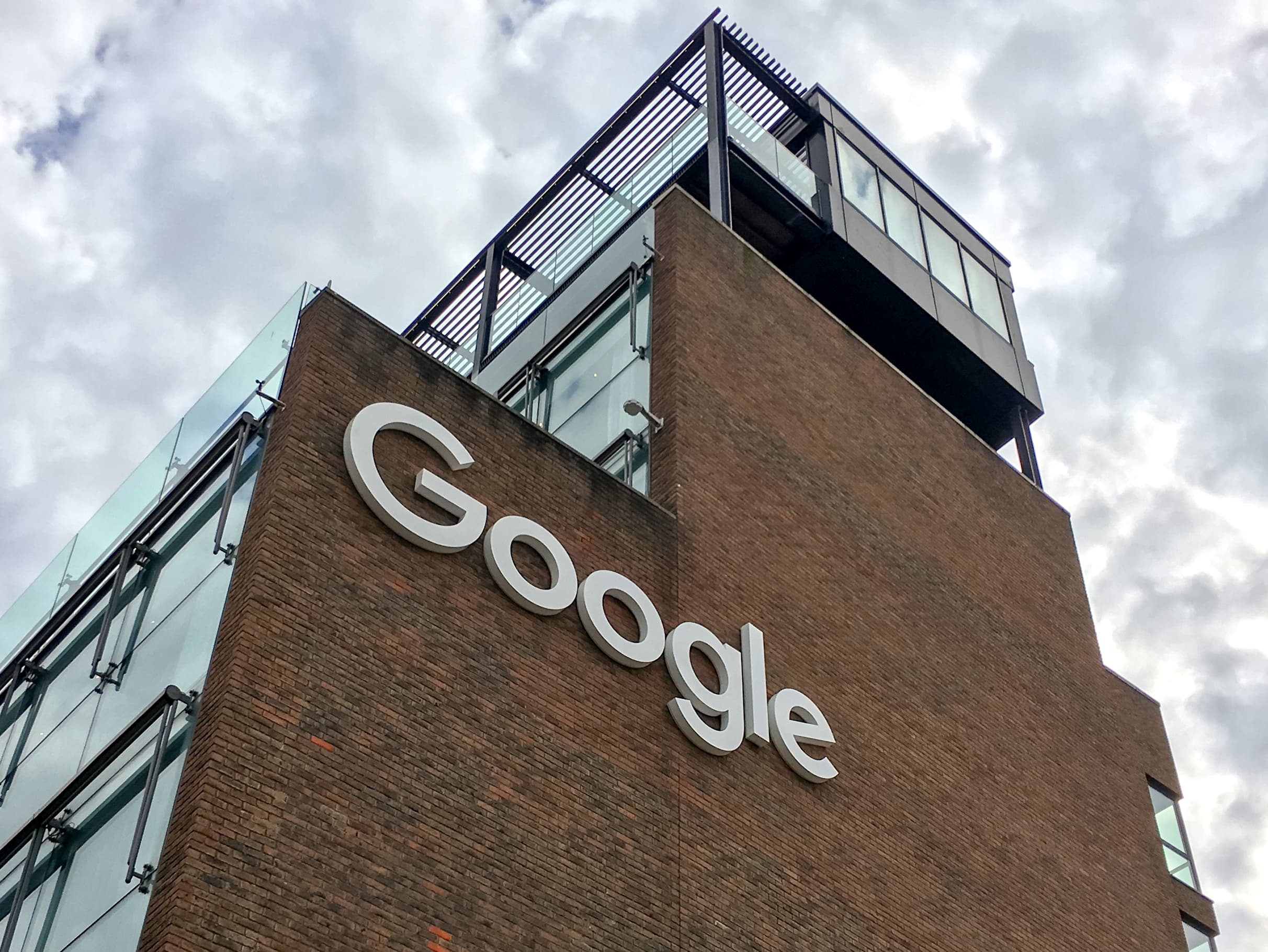 Supreme Court Delay on Antitrust Case Pressures Alphabet, Meta M&A Plans